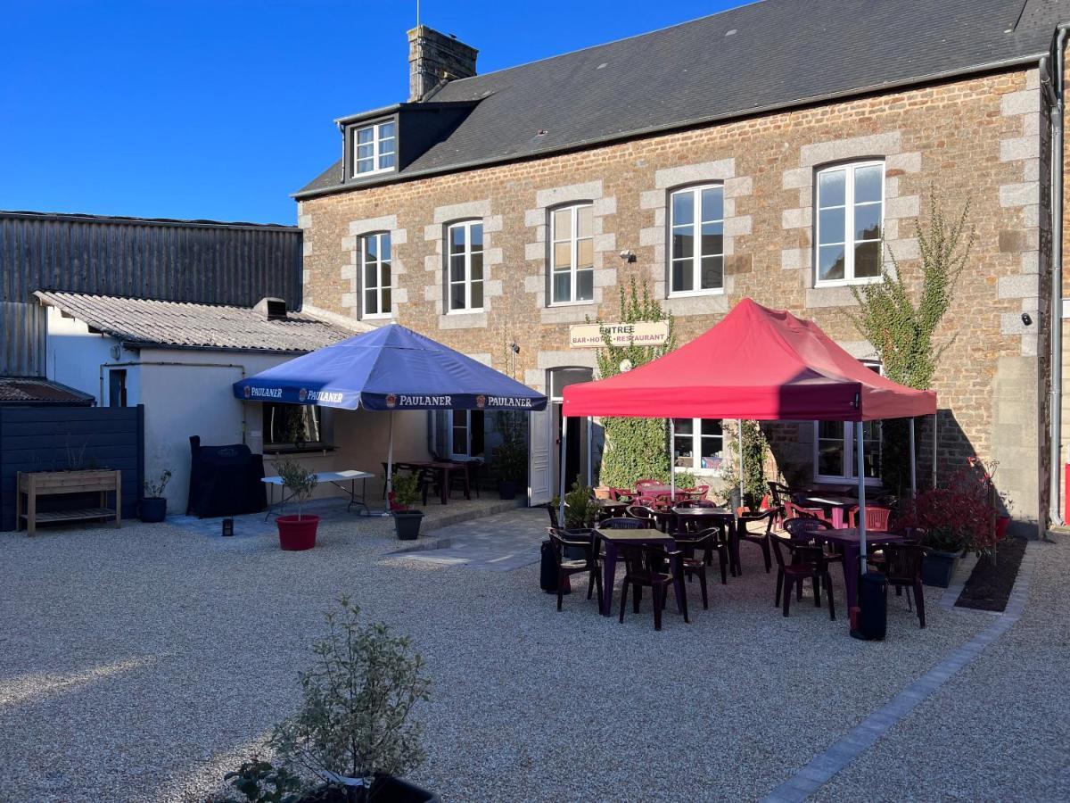 Au Pere Tranquille Hotel Tinchebray-Bocage Exterior foto