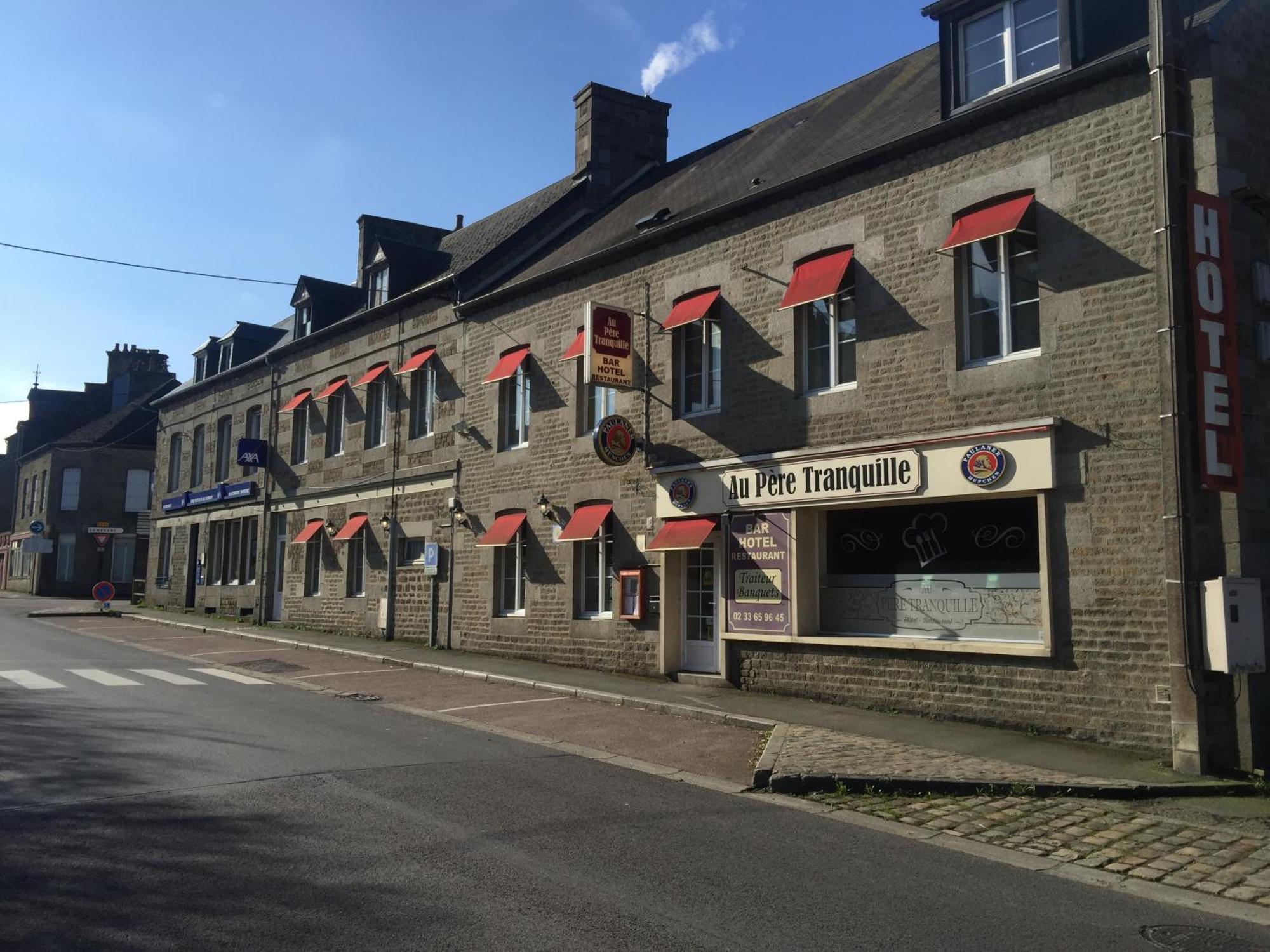 Au Pere Tranquille Hotel Tinchebray-Bocage Exterior foto
